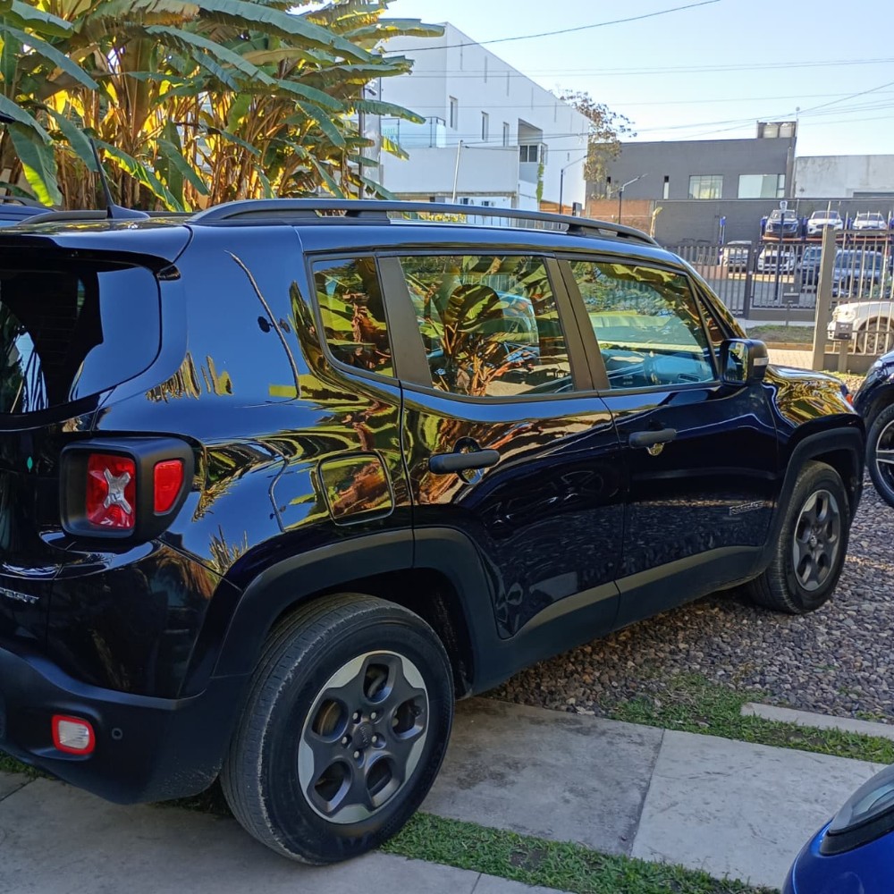 Jeep RENEGADE SPORT — foto 3